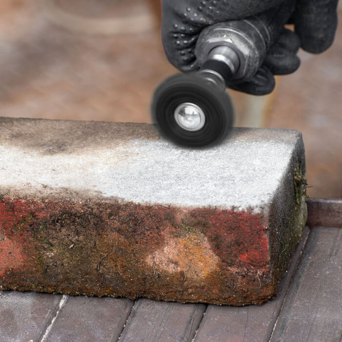 Čistiaci kotúč na stopke HERMAN FWK-10/S Dragon Black Brúsivo: STRIP-IT + SiC