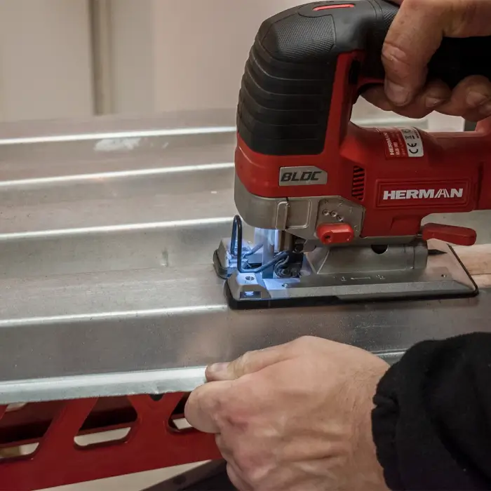 Aku priamočiara píla HERMAN AXJS-1801 | 18,0 V Holostroj | Záruka: 3 roky